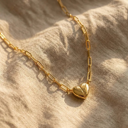 Collar ImanLove usado por celebridades - Corazón Magnético