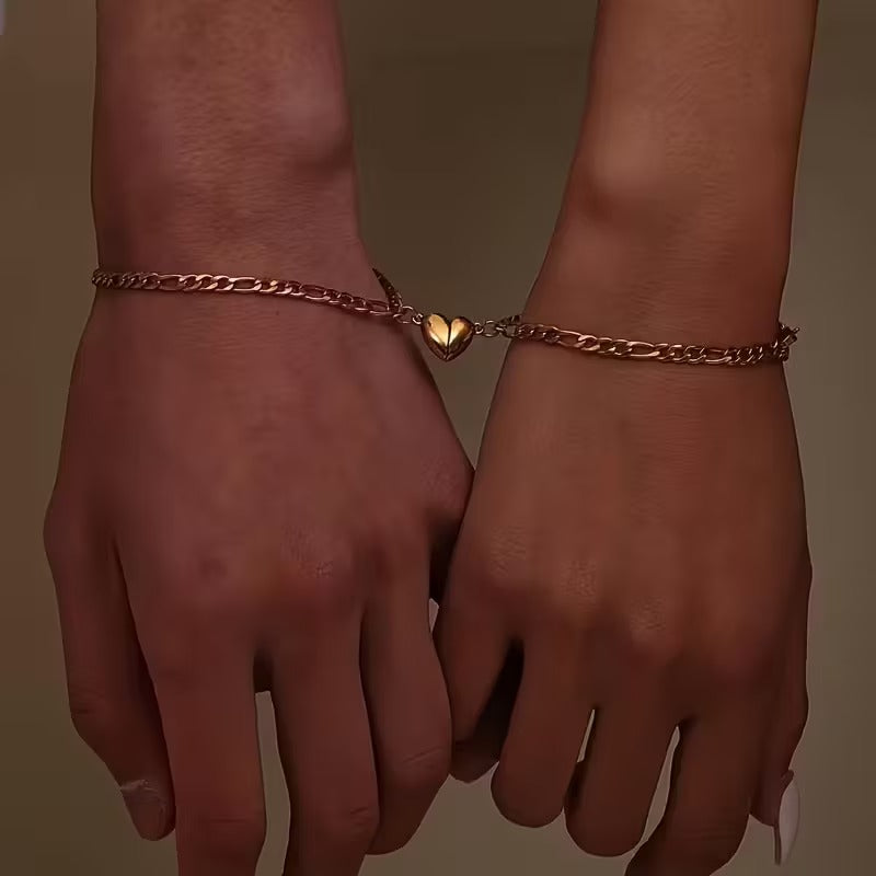 Pulseras Imantadas de Pareja — El Corazón que se Une Solo